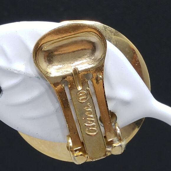 Vintage Designer Alice Company Gold Plated Clip Leaves Round Earrings, 7/8 Inch - Picture 4 of 10